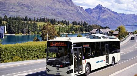 Ritchies bus lake view2