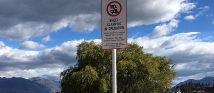 sign wanaka