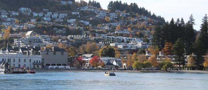 queenstown lakefront