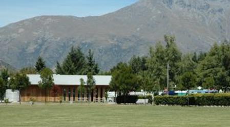 1_Arrowtown_holiday_park.jpg