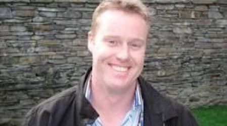 1_Simon_green.jpg