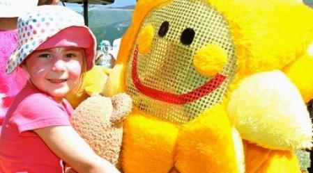 Mrs_Sun_and_child_resized.jpg