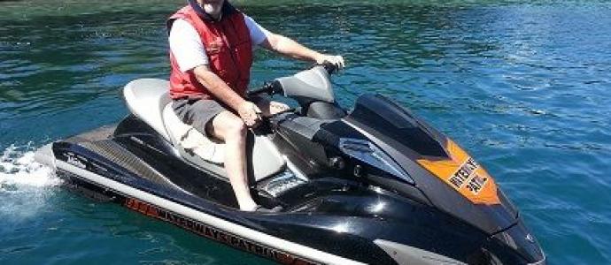 1_Harbourmaster_on_patrol_2.jpg