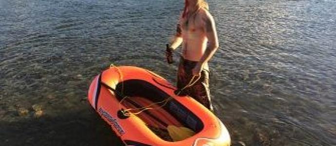 1_No_lifejacket_Wanaka_18nov13_sm.jpg