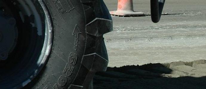 1_Tyre_resized.jpg