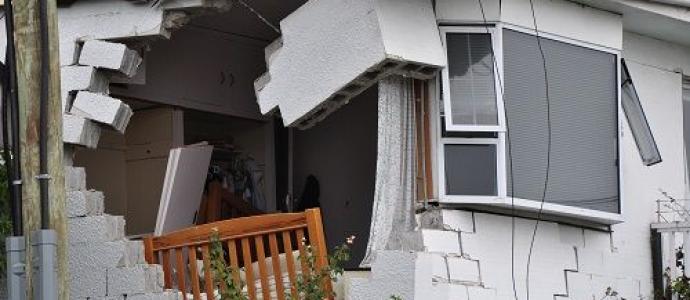 1_earthquake_resized.jpg