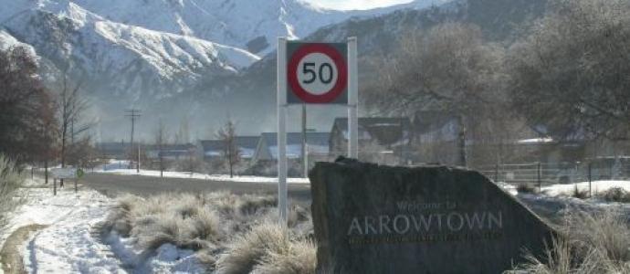 2_arrowtown_snow_resized.jpg
