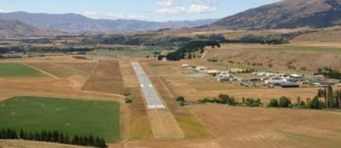 2_wanaka_airport.jpg