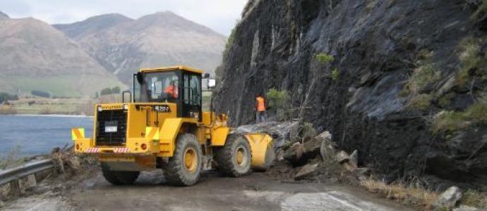 Mount_Aspiring_Rock_Fall_clean_up.jpg
